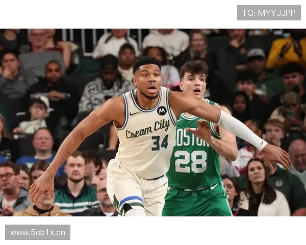 字母哥复出贡献27+9+8 雄鹿力克爵士终结连败